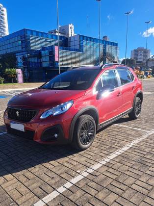 PEUGEOT 2008 1.6 16V FLEX ALLURE 4P AUTOMÁTICO PEUGEOT 2008 1.6 16V FLEX ALLURE 4P AUTOMÁTICO